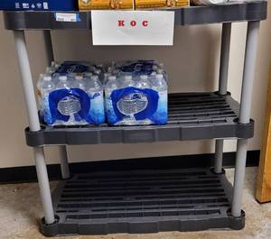 lot 807 image: RUBBERMAID PLASTIC SHELF UNIT AS SHOWN. CONTENTS NOT INCLUDED APPROX. 36 W x 18 D x 37.5 H.