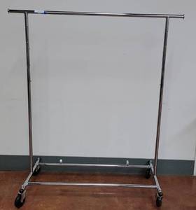 lot 835 image: CHROME PORTABLE CLOTHES RACK WITH ADJUSTABLE HEIGHT ON CASTERS AS SHOWN. APPROX. 42 W x 22.5 D.
