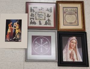 lot 875 image: LOT OF RELIGIOUS THEMED FRAMES AS SHOWN.