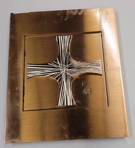 lot 883 image: HEAVY TABERNACLE DOOR  WALL DOOR IN STYLE SHOWN. APPROX. 16.75 W x 20.5 H.