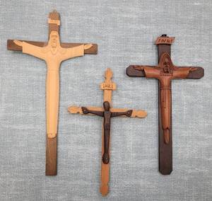lot 889 image: (3) WOODEN CRUCIFIXES INCLUDING ONE HAND MADE IN CUBA AS SHOWN.