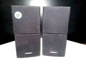 lot 89 image: Bose - Swiveling Double Cube Speakers (BLACK)