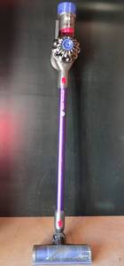 lot 127 image: Dyson V8 Animal Cordfree Rechargeable Stick Vacuum wCharger $$$$ - USEDWORKS
