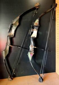 lot 131 image: PSE COMPOUND BOWS AS SHOWN (2X MONEY)