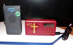 lot 138 image: RADIOSHACK WEATHER RADIO ALERT & WONDER BIBLE TALKING VERSE & SONG PLAYER