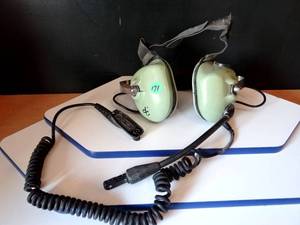 lot 171 image: VINTAGE DAVID CLARK HEADPHONES AS SHOWN