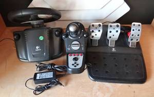 lot 193 image: BIG $$$ ITEM - Logitech G920 Xbox Driving Force Racing Wheel for Xbox One and PC