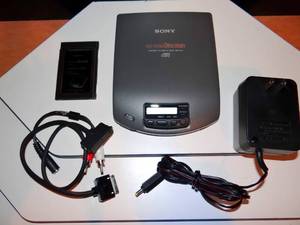 lot 267 image: SONY MODEL PRD-150 PORTABLE CD ROM XA DRIVE