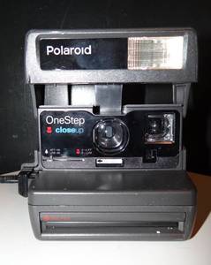 lot 269 image: POLOROID ONE STEP CLOSEUP CAMERA