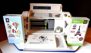lot 283 image: CRICUT MACHINE ORIGINAL Lightly Used Die Cutting W EXTRA PROGRAMS KITS AS SHOWN
