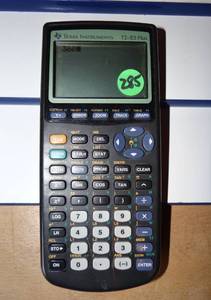 lot 285 image: TEXAS INSTRUMENTS TI-83 CALCULATOR - TESTEDWORKS