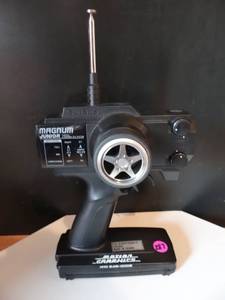 lot 287 image: Vintage Mint Futaba Magnum Jr Transmitter 2PCKA-AM 2 Channel Radio Controller $$