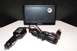 lot 337 image: GARMIN NAVIGATION SYSTEM - POWERS ON WHEN PLUGGED IN
