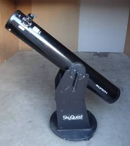 lot 339 image: BIG $$$ ITEM - Orion 8944 SkyQuest XT6 Classic Dobsonian Telescope