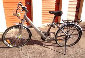 lot 352 image: BIG $$$ ITEM - Ultra Motor - Urban Mover Sprite 44SL Premium Womens Electric Bike Model20102 (UNUSED)