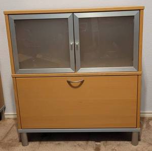 lot 3 image: BIRCH WOOD OFFICE FILING  STORAGE COMBO CABINET WITH FROSTED GLASS DOORS AS SHOWN.