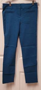 lot 68 image: BRAND NEW VAN HUESEN SUPER STRETCH STRAIGHT FIT PANT WITH TAGS ON AS SHOWN. SIZE 4. RETAIL PRICE $82.