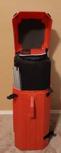 lot 59 image: NOMADIC INSTAND DISPLAY WITH OWNERS MANUAL ON HARD STORAGETRAVELER CASE WITH WHEELS AS SHOWN.