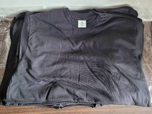 lot 100 image: (12) NEW BLACK T-SHIRTS IN MEDIUM SIZE AS SHOWN. (SOLD 12 X THE MONEY)