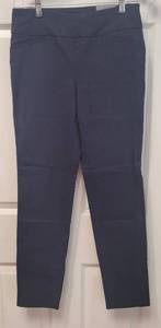lot 156 image: BRAND NEW VAN HUESEN SUPER STRETCH PULL ON ANKLE SLIM FIT WITH TAG AS SHOWN. SIZE 4. RETAIL PRICE $78.