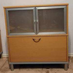 lot 161 image: BIRCH WOOD OFFICE FILING  STORAGE COMBO CABINET WITH FROSTED GLASS DOORS AS SHOWN.