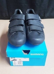 lot 3 image: Pair of Mens Shimano RT5 Cycling Shoes SH-RT500 - Size 10.5, EU 45
