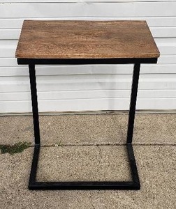 lot 24 image: End Table