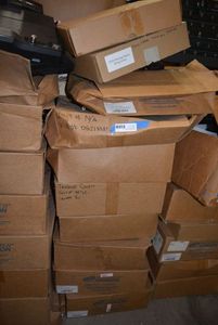 lot 98 image: Docking Stations