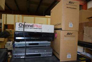lot 122 image: Multi-Room Video, 5 Disc CD Player, JVC and Sony DVDVHS Players, Two Aver Document Cameras