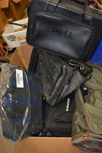 lot 139 image: ComputerLaptop Bags
