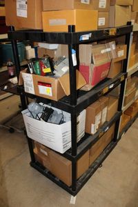 lot 194 image: Plastic Storage Shelf Unit