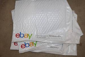 lot 225 image: eBay Bubble Envelopes