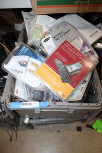 lot 251 image: Unopened Electronic Accessories