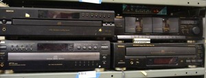 lot 78 image: Shelf Contents Denon 5-Disc System, JVC 5-Disc System, TEAC Dual Cassette Player and TEAC CD Multi-Player