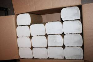 lot 384 image: Box of Paper Towels