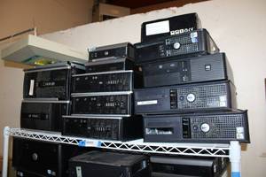 lot 400 image: Dell and HP Hard-drives (Top Shelf)