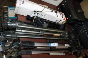 lot 405 image: Camera Tripods, see pictures