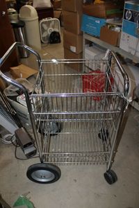 lot 507 image: Wire Rolling Cart
