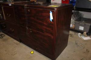 lot 505 image: 2 Drawer Lateral File Cabinet