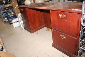 lot 298 image: Cherry look panel desk