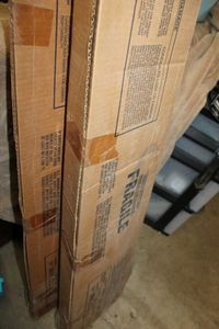 lot 303 image: TWO FOUR FT LIGHT FIXTURES