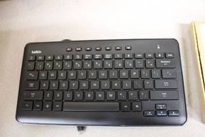 lot 327 image: Two boxes of Belkin USB key boards still in box B2B127-BLK (QTY 10 EA)