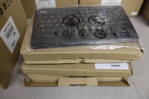 lot 320 image: One Box of Belkin USB key boards still in box B2B127-BLK (16 TOTAL)
