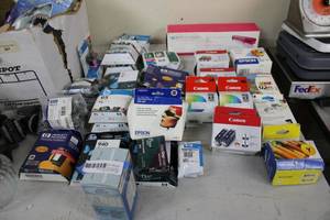 lot 332 image: Printer Cartridge Refills, see pictures