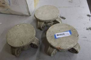 lot 361 image: Set of 3 CeramicClay Pillar Top Molds