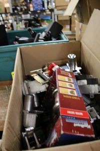 lot 338 image: Box of Door Handles  Kwikset Door Handle Unopened