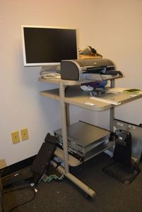 lot 571 image: HP Printer 5650, Apple Cinema Display Monitor