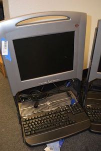 lot 576 image: Dell PowerEdge Rack Console 15FP