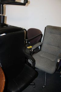 lot 440 image: Set of 5 Office Chairs