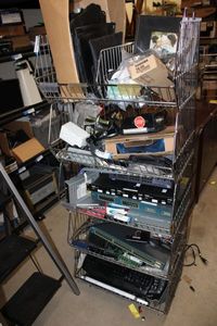 lot 527 image: Wire Shelf Unit CONTENTS NOT INCLUDED